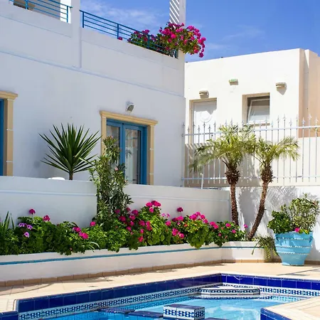 Blue Calm Hotel Daratsos